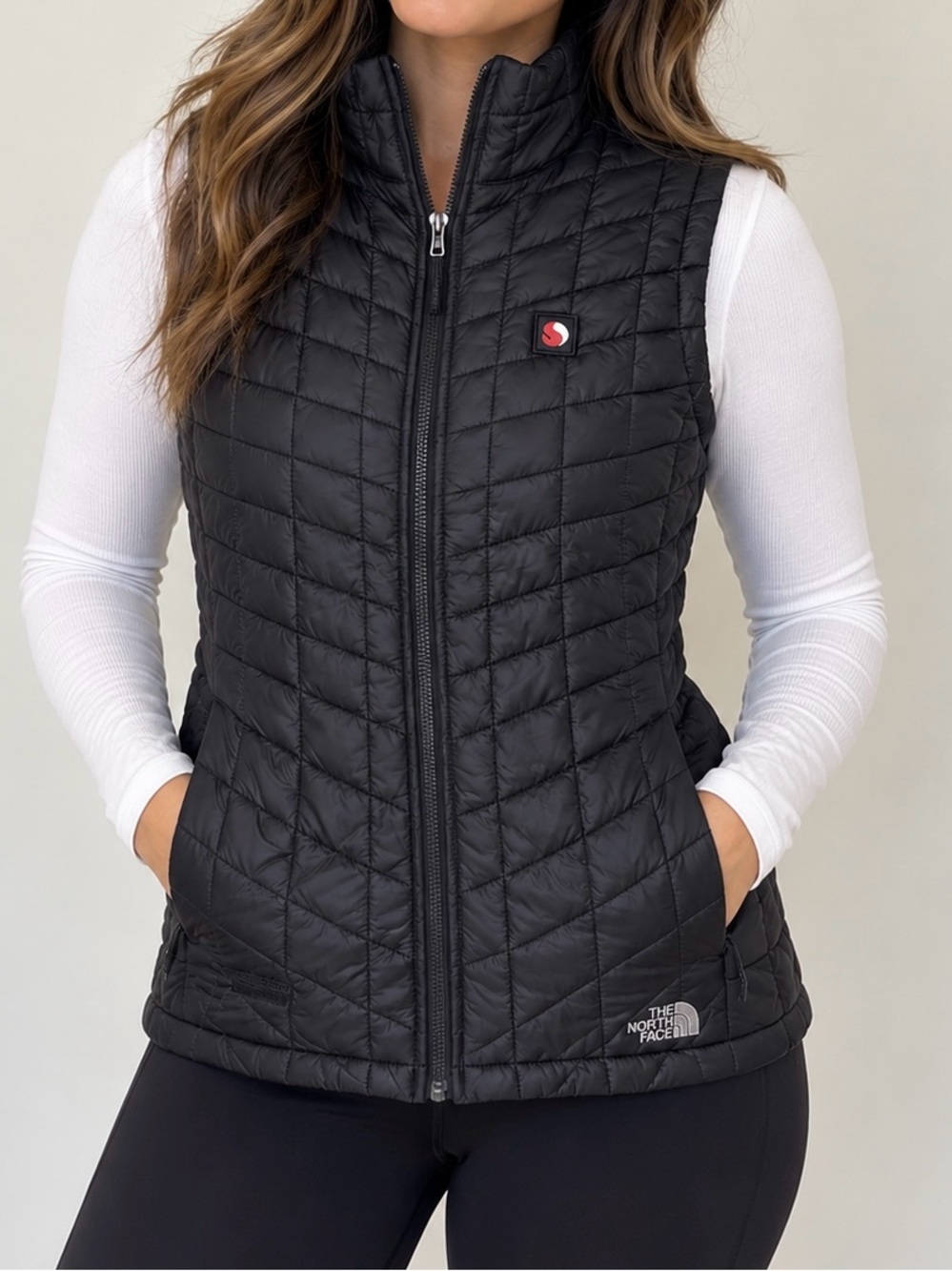 The North Face Womens Thermoball Quilted Vest Black Snapdragon Size Medium